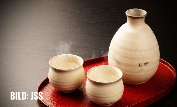 Hot? Why not? Warm sake is a great option in winter! 🍶
